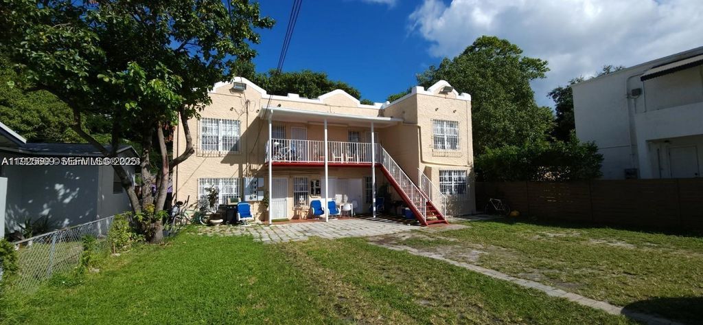 251 NW 34th Terrace, Miami, FL 33127