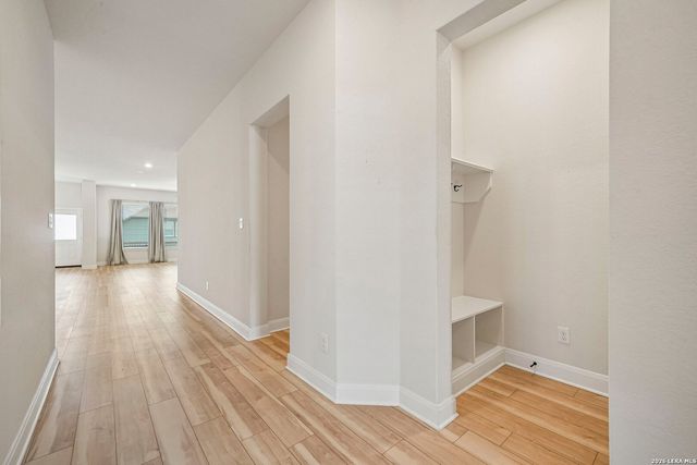 911 Fort Crockett, San Antonio, TX 78245
