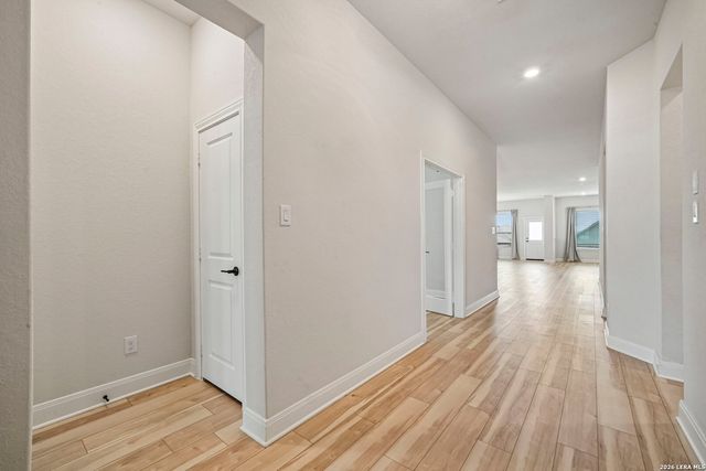 911 Fort Crockett, San Antonio, TX 78245