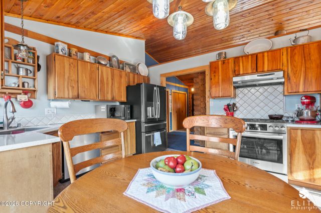 25418 Eagle River Road, Eagle River, AK 99577