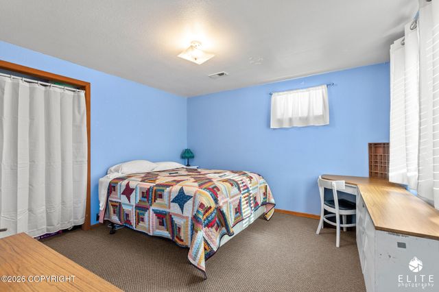 25418 Eagle River Road, Eagle River, AK 99577