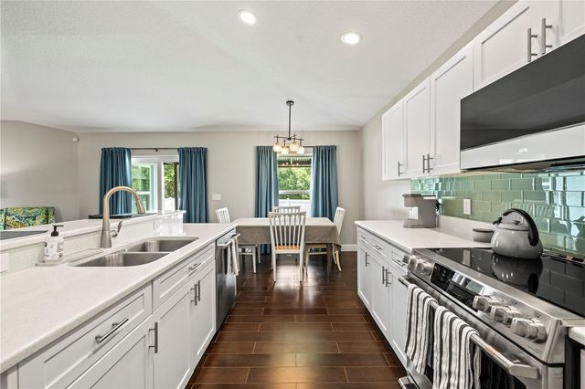 31328 WRENCREST DRIVE, Wesley Chapel, FL 33543
