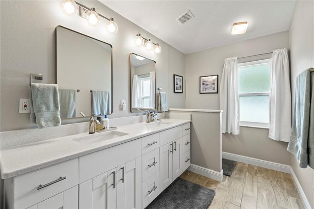 31328 WRENCREST DRIVE, Wesley Chapel, FL 33543