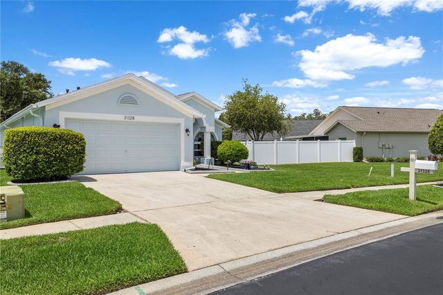 31328 WRENCREST DRIVE, Wesley Chapel, FL 33543