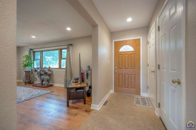 1142 S Elm ST, Ottawa, KS 66067