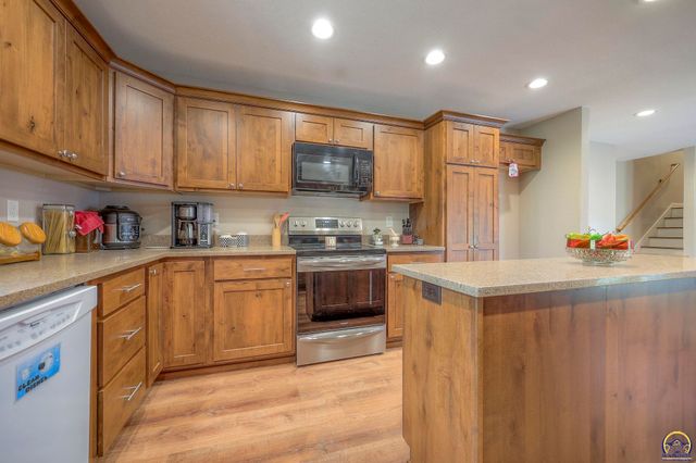 1142 S Elm ST, Ottawa, KS 66067