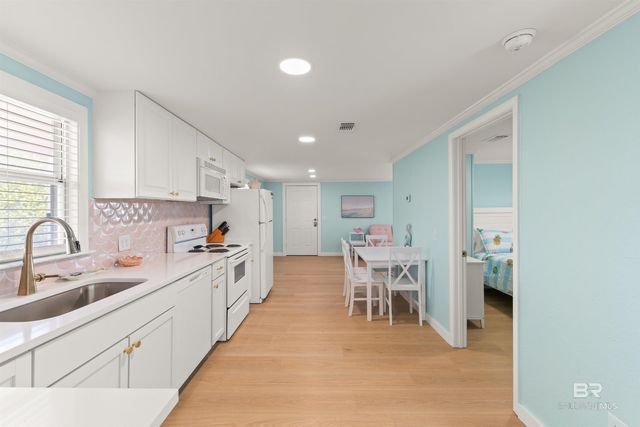 1013 W Lagoon Avenue, Gulf Shores, AL 36542