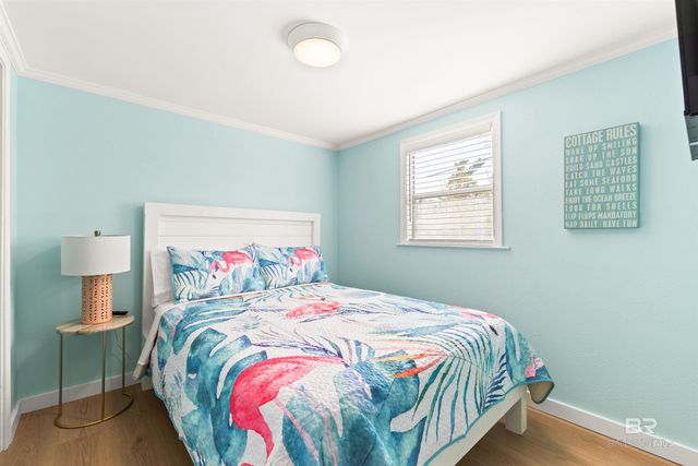 1013 W Lagoon Avenue, Gulf Shores, AL 36542