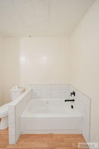 30 N 100 W, Blackfoot, ID 83221