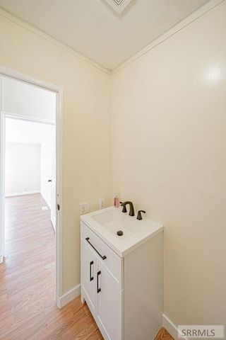 30 N 100 W, Blackfoot, ID 83221