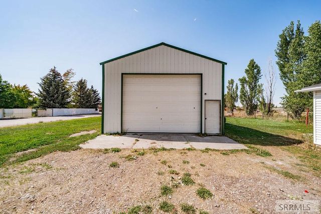30 N 100 W, Blackfoot, ID 83221