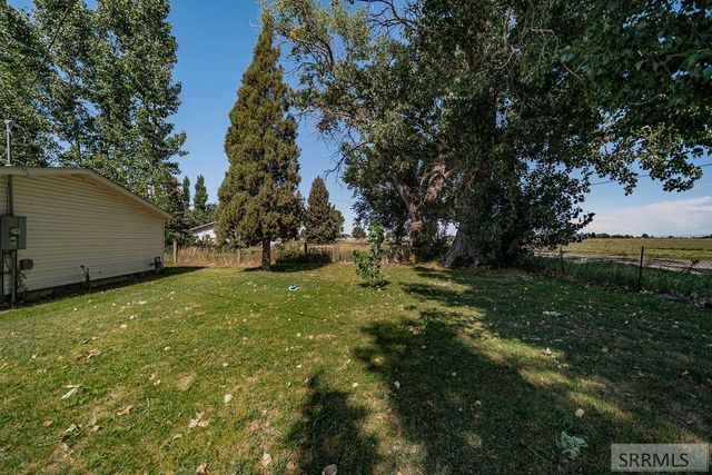 30 N 100 W, Blackfoot, ID 83221