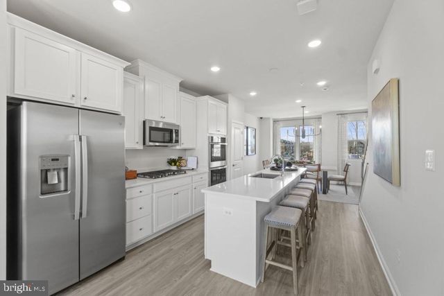 10927 WHEAT BERRY DR, Upper Marlboro, MD 20774