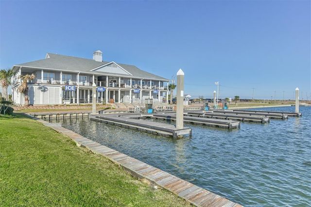 8 Sugarloaf, Hitchcock, TX 77563