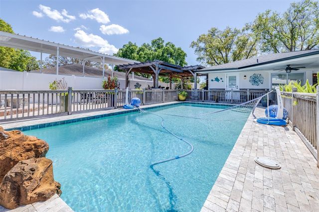 210 NASSAU ROAD, Winter Haven, FL 33884