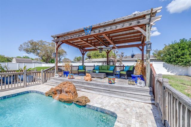 210 NASSAU ROAD, Winter Haven, FL 33884