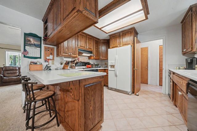 27144 Woodland Rd, Pioneer, CA 95666