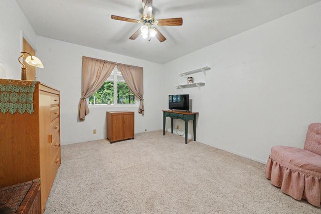 27144 Woodland Rd, Pioneer, CA 95666
