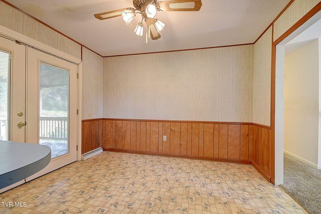 161 Flintlock Circle, Bristol, VA 24201