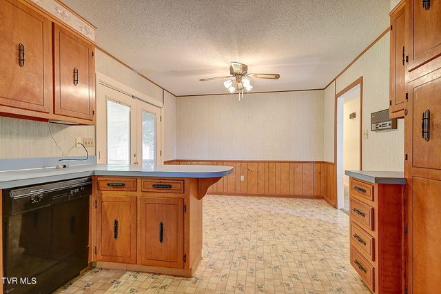 161 Flintlock Circle, Bristol, VA 24201