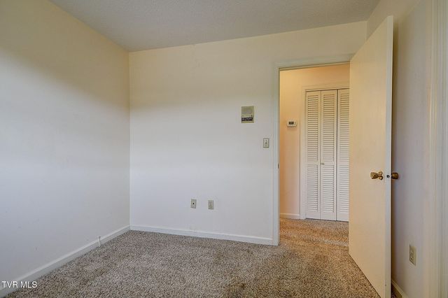 161 Flintlock Circle, Bristol, VA 24201