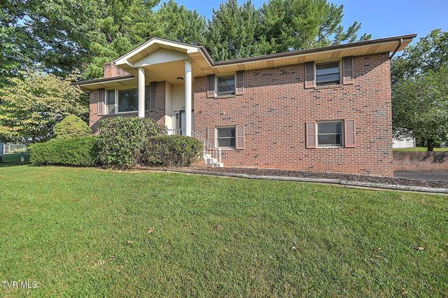 161 Flintlock Circle, Bristol, VA 24201