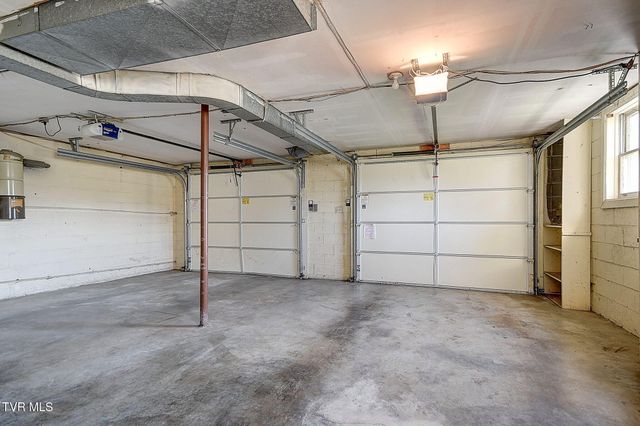 161 Flintlock Circle, Bristol, VA 24201