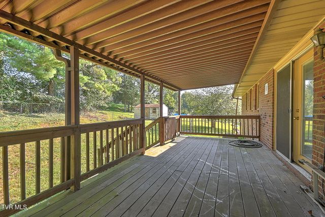 161 Flintlock Circle, Bristol, VA 24201