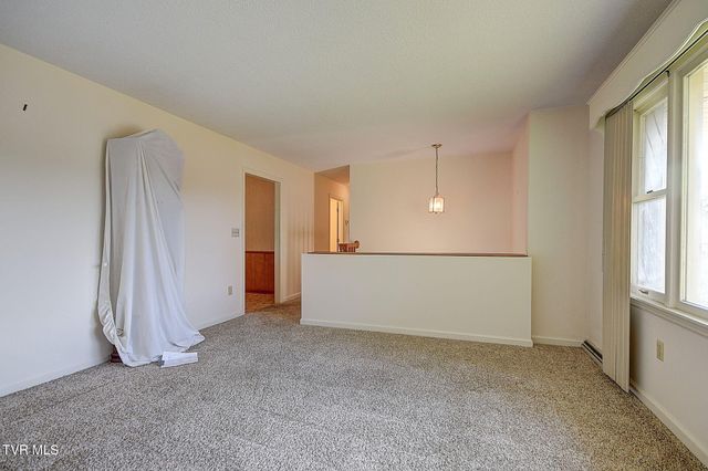 161 Flintlock Circle, Bristol, VA 24201