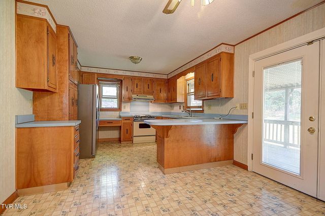 161 Flintlock Circle, Bristol, VA 24201