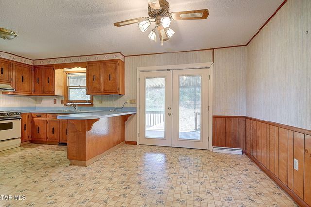 161 Flintlock Circle, Bristol, VA 24201