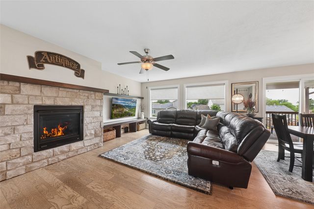 1210 S 11th Street, Adel, IA 50003