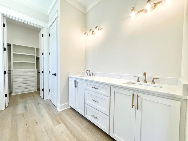 66 May Apple Ave., Hattiesburg, MS 39402