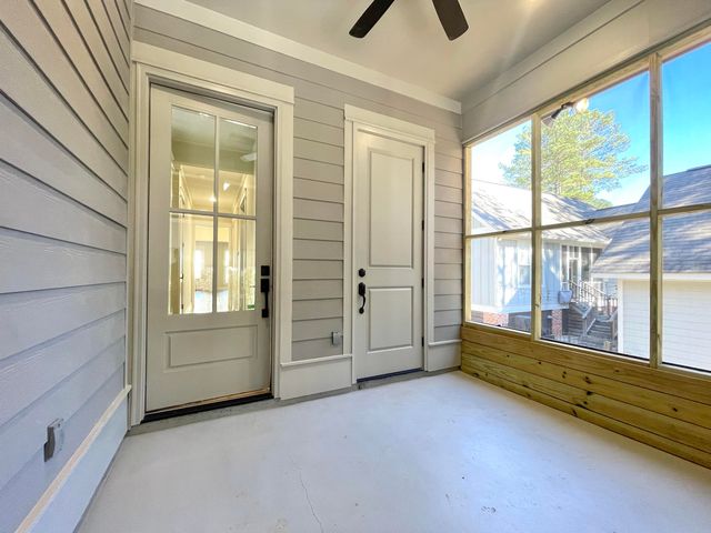 66 May Apple Ave., Hattiesburg, MS 39402