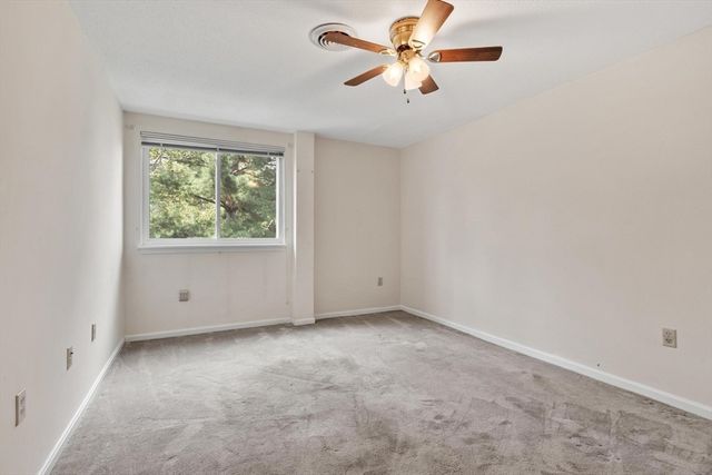 255 North Rd 187, Chelmsford, MA 01824