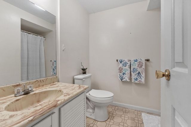 255 North Rd 187, Chelmsford, MA 01824