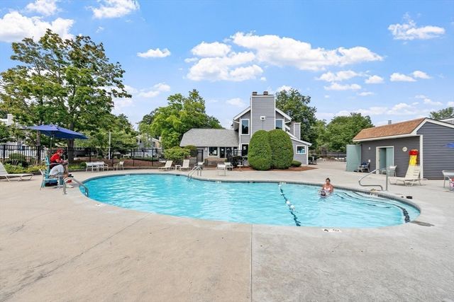 255 North Rd 187, Chelmsford, MA 01824