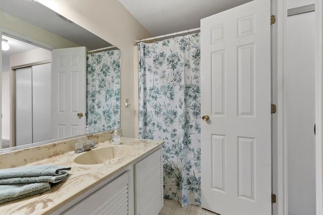 255 North Rd 187, Chelmsford, MA 01824