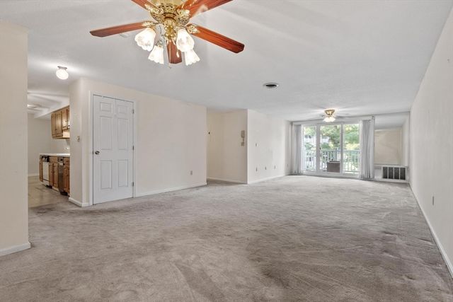 255 North Rd 187, Chelmsford, MA 01824