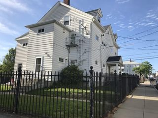 889 Pine 3S, Fall River, MA 02720