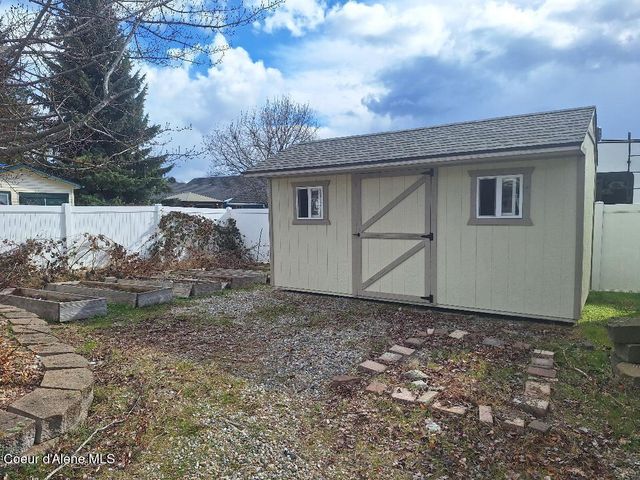 1260 E Milton AVE, Coeur D'alene, ID 83815