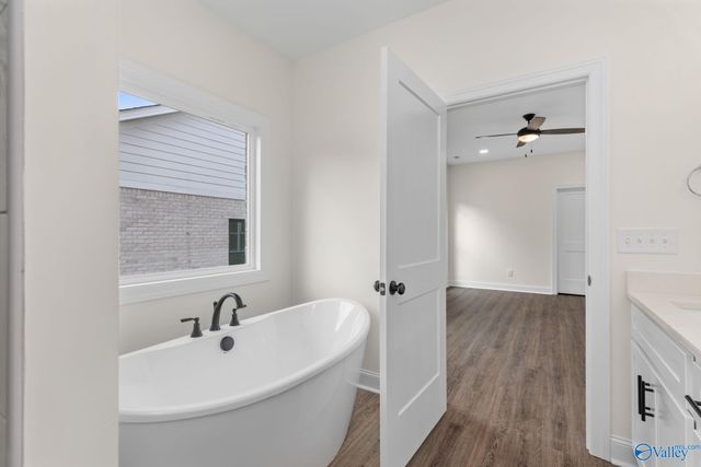 21254 Scuttle Street, Athens, AL 35611