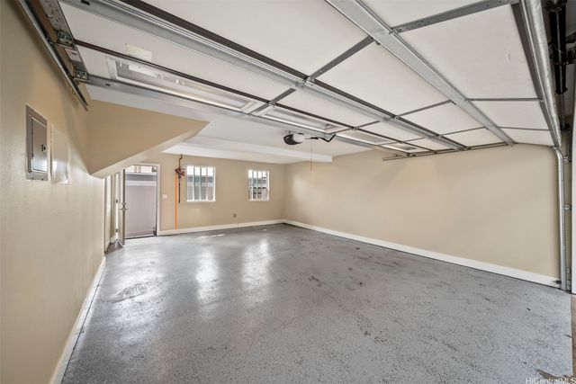 1060 Spencer Street F, Honolulu, HI 96822