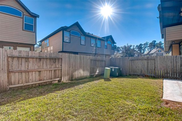 20 Cheswood Manor Court, The Woodlands, TX 77382