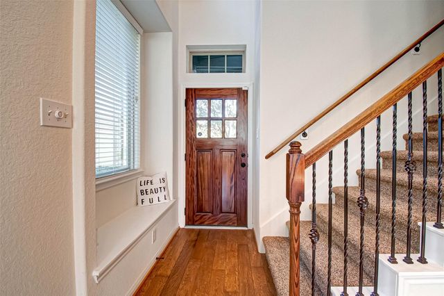 20 Cheswood Manor Court, The Woodlands, TX 77382