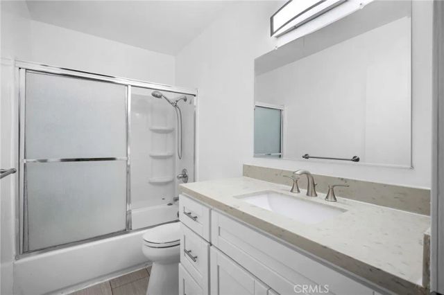 251 W Dryden Street 16, Glendale, CA 91202