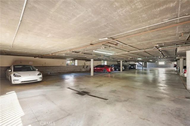 251 W Dryden Street 16, Glendale, CA 91202