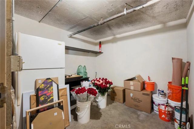 251 W Dryden Street 16, Glendale, CA 91202