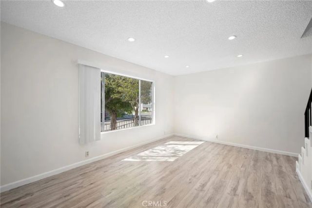 251 W Dryden Street 16, Glendale, CA 91202