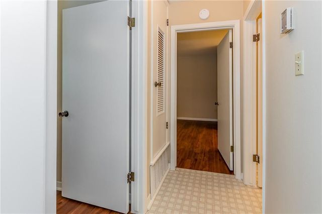 2502 Trailside Dr B, Austin, TX 78704